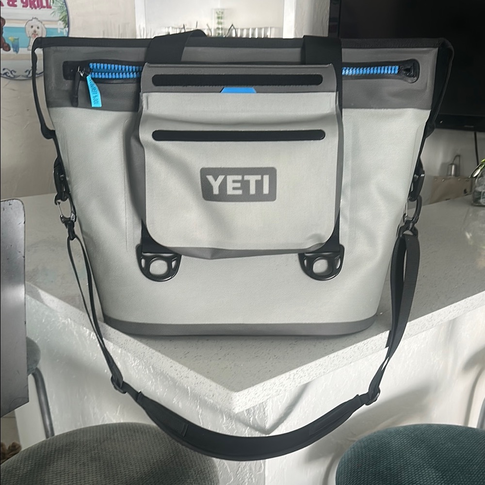 YETI Grey Tote with Blue Accents Hopper Two 20 soft cooler